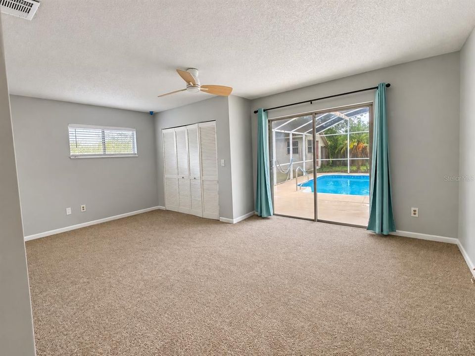 En Venta: $432,900 (3 camas, 2 baños, 1476 Pies cuadrados)