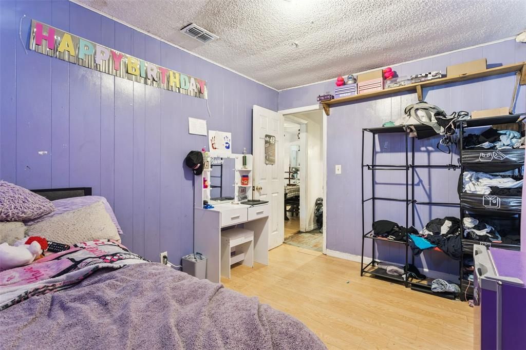 For Sale: $315,000 (4 beds, 3 baths, 1734 Square Feet)