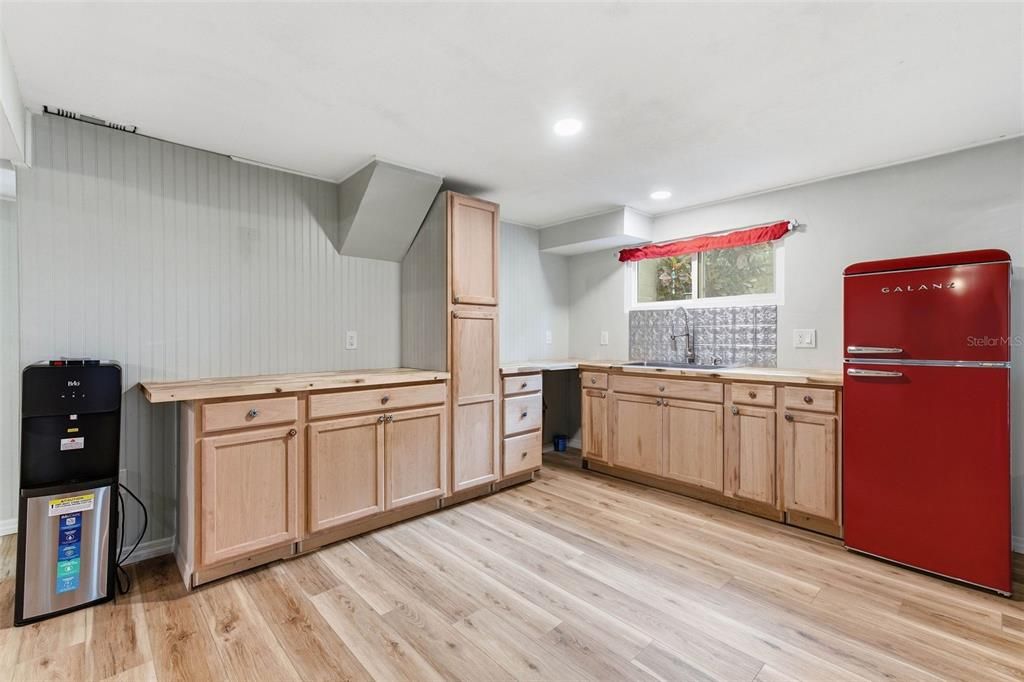 En Venta: $899,000 (5 camas, 3 baños, 3420 Pies cuadrados)