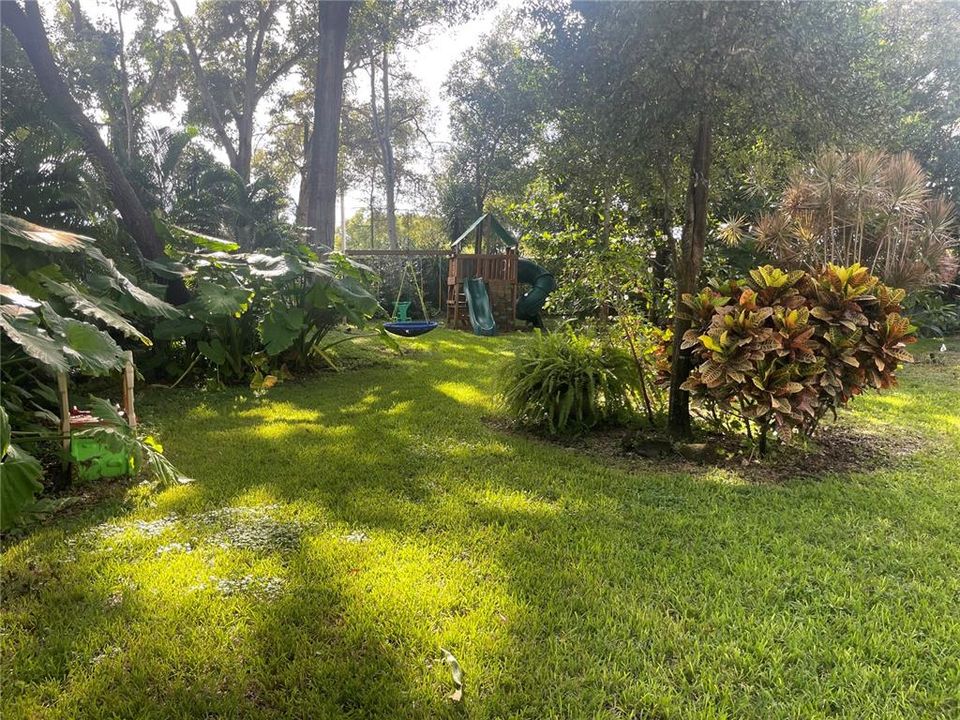 En Venta: $899,000 (5 camas, 3 baños, 3420 Pies cuadrados)