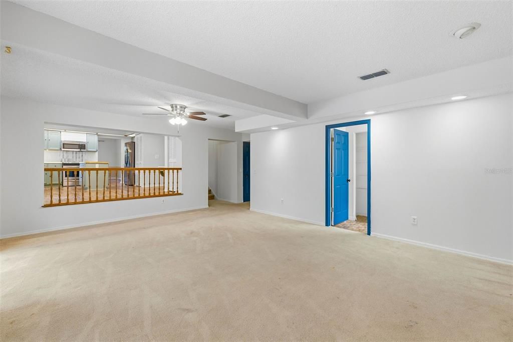 En Venta: $899,000 (5 camas, 3 baños, 3420 Pies cuadrados)