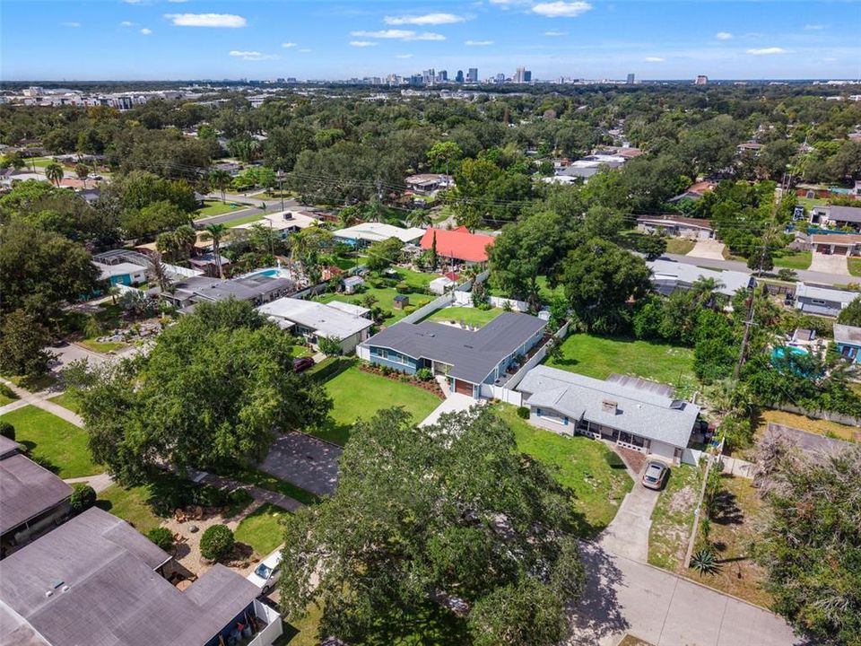 For Sale: $919,000 (4 beds, 3 baths, 2047 Square Feet)