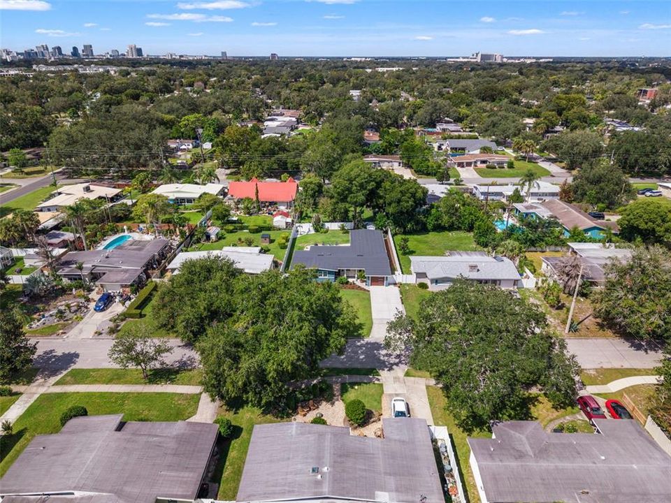 For Sale: $919,000 (4 beds, 3 baths, 2047 Square Feet)
