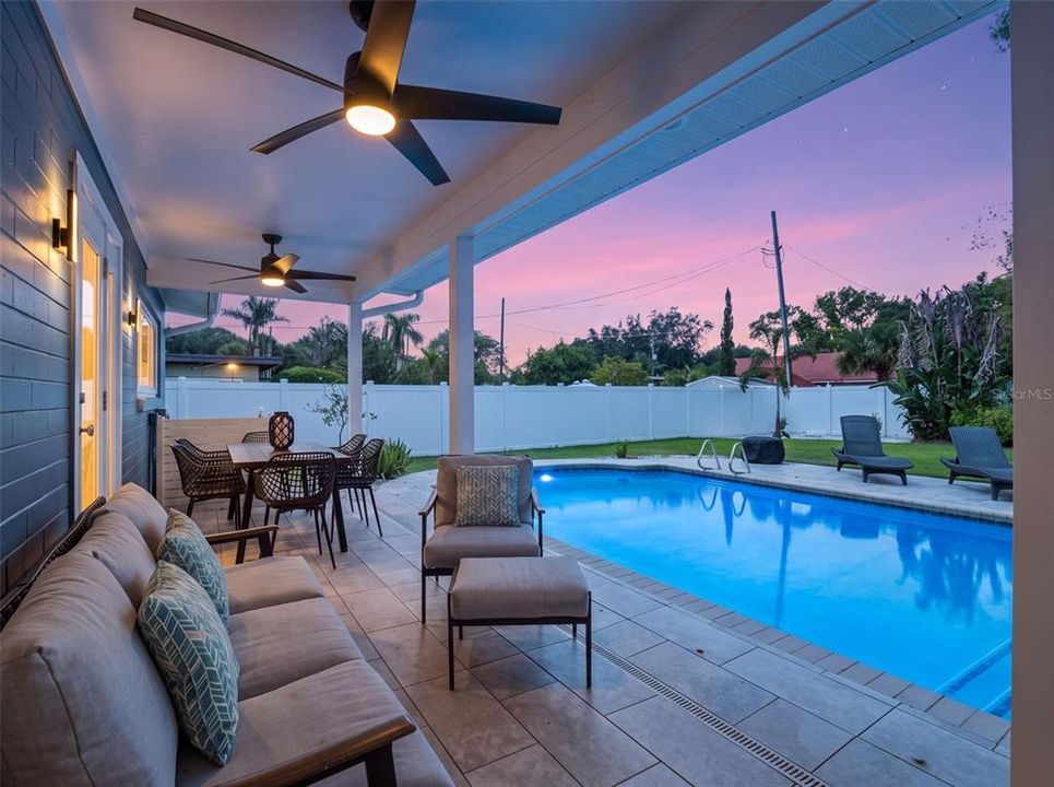 For Sale: $919,000 (4 beds, 3 baths, 2047 Square Feet)