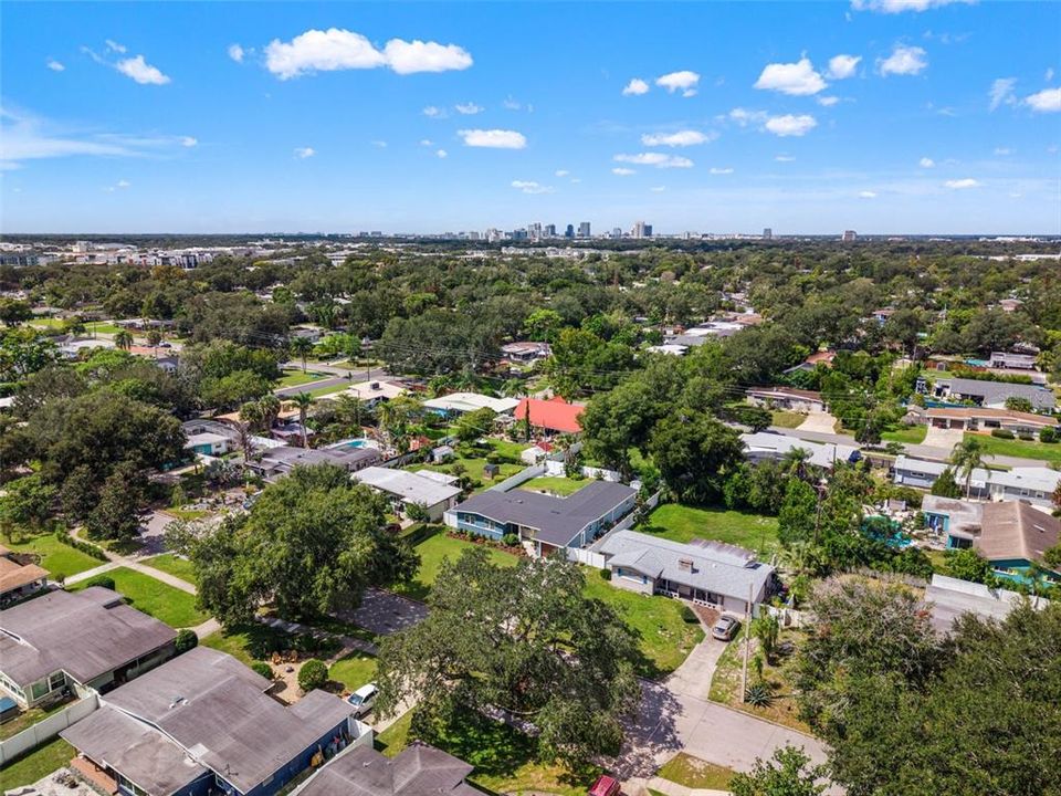 For Sale: $919,000 (4 beds, 3 baths, 2047 Square Feet)