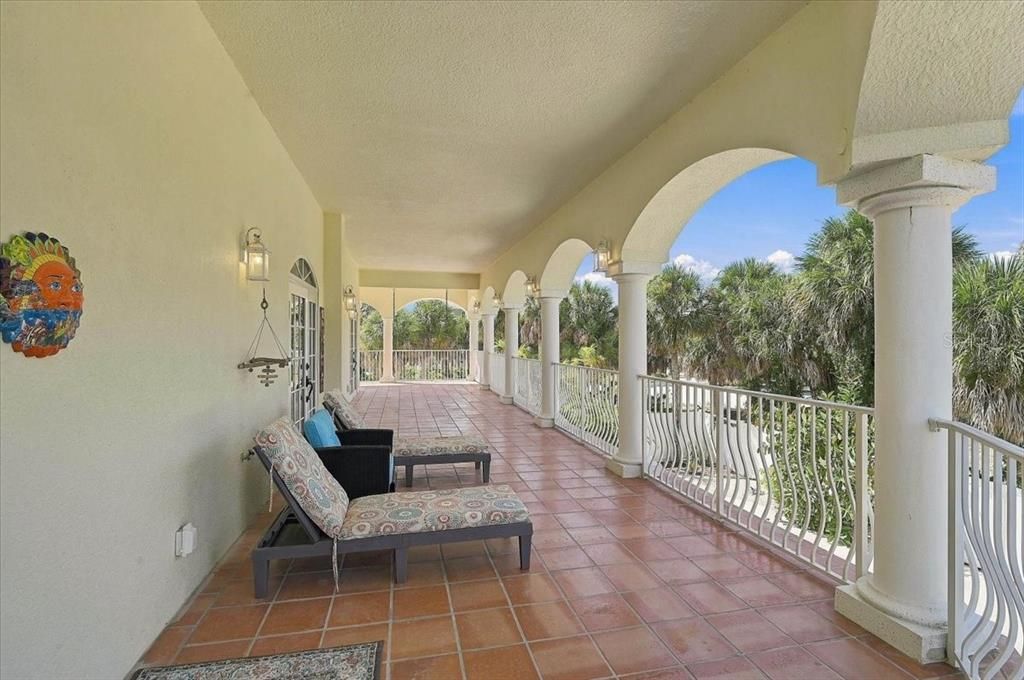 For Sale: $2,495,000 (4 beds, 2 baths, 3294 Square Feet)