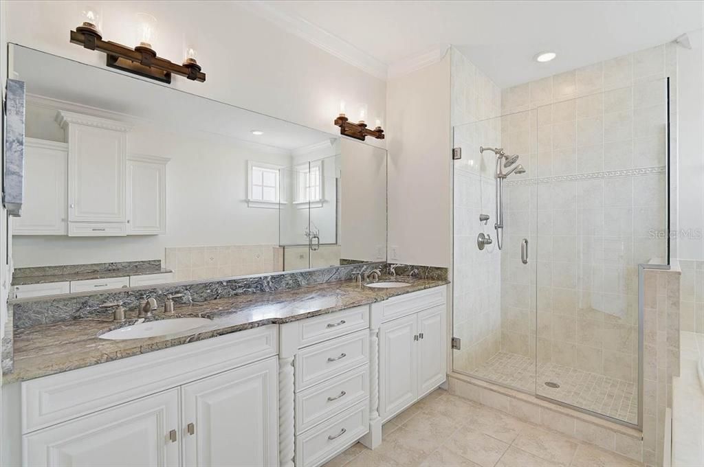 For Sale: $2,495,000 (4 beds, 2 baths, 3294 Square Feet)