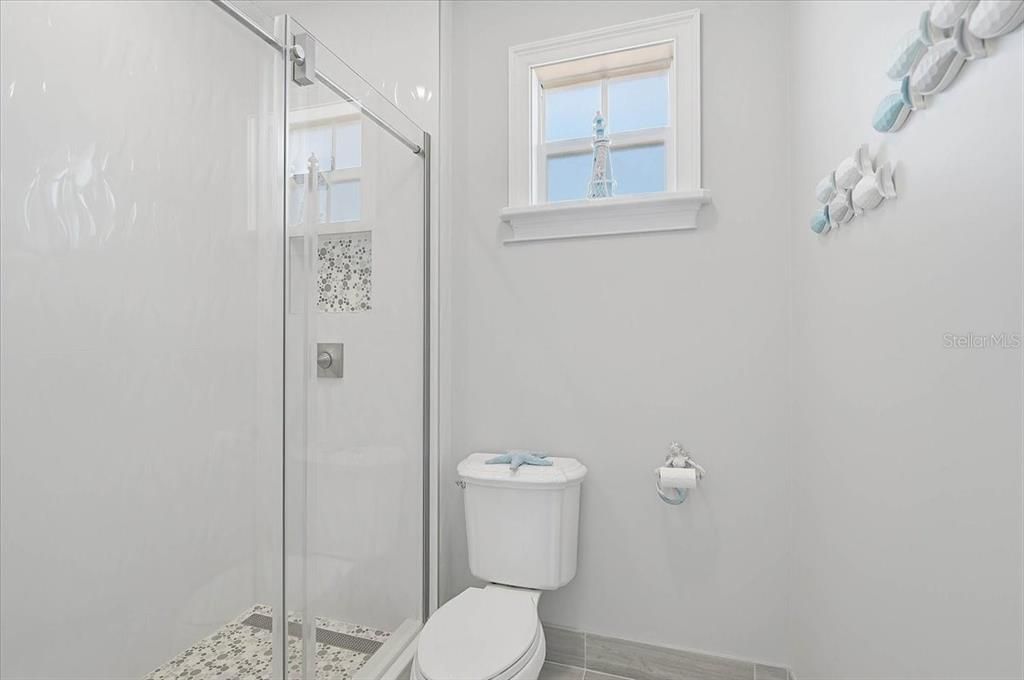 For Sale: $2,495,000 (4 beds, 2 baths, 3294 Square Feet)