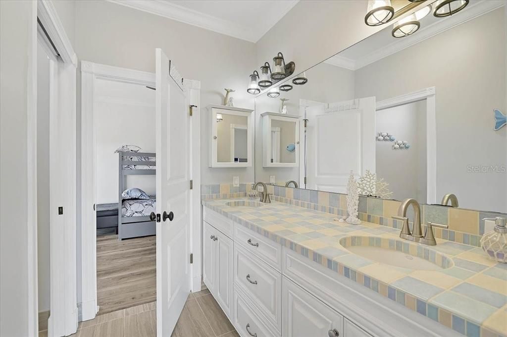 For Sale: $2,495,000 (4 beds, 2 baths, 3294 Square Feet)