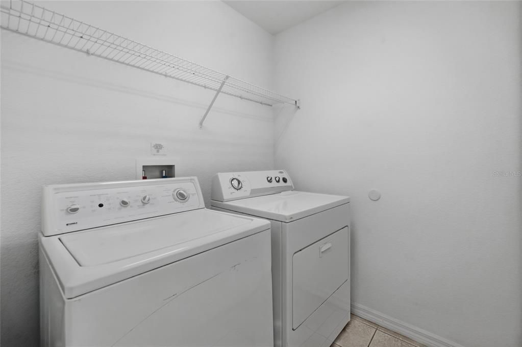 На продажу: $375,000 (5 спален, 3 ванн, 2345 Квадратных фут)