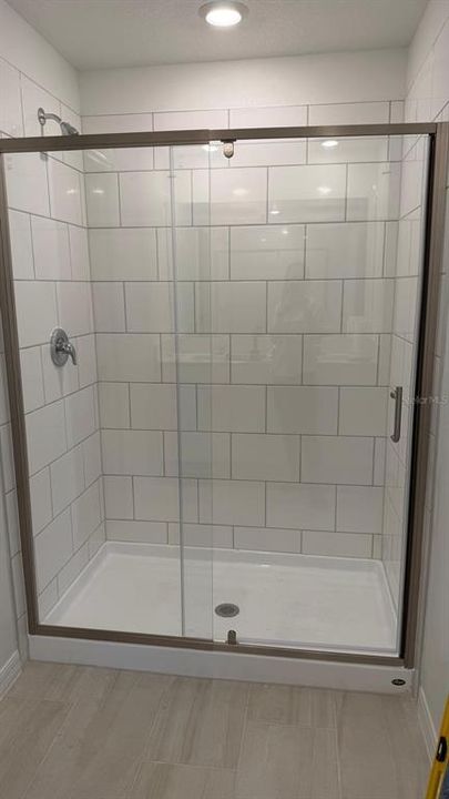 For Rent: $2,800 (5 beds, 2 baths, 2215 Square Feet)