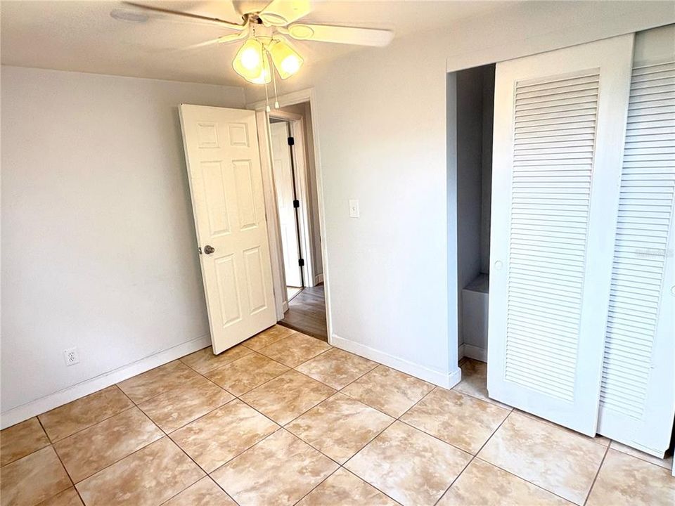For Sale: $299,990 (3 beds, 1 baths, 1099 Square Feet)