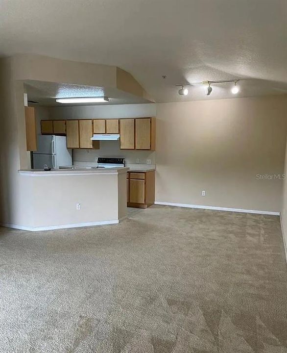 В аренду: $1,380 (1 спален, 1 ванн, 856 Квадратных фут)