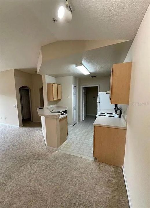 В аренду: $1,380 (1 спален, 1 ванн, 856 Квадратных фут)