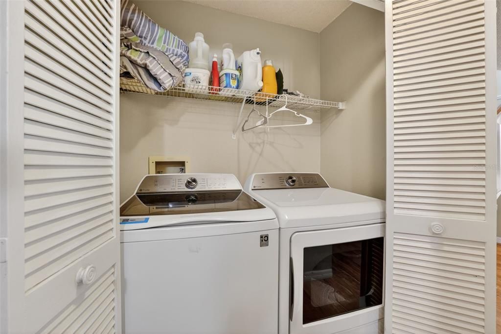For Rent: $2,350 (3 beds, 2 baths, 1404 Square Feet)