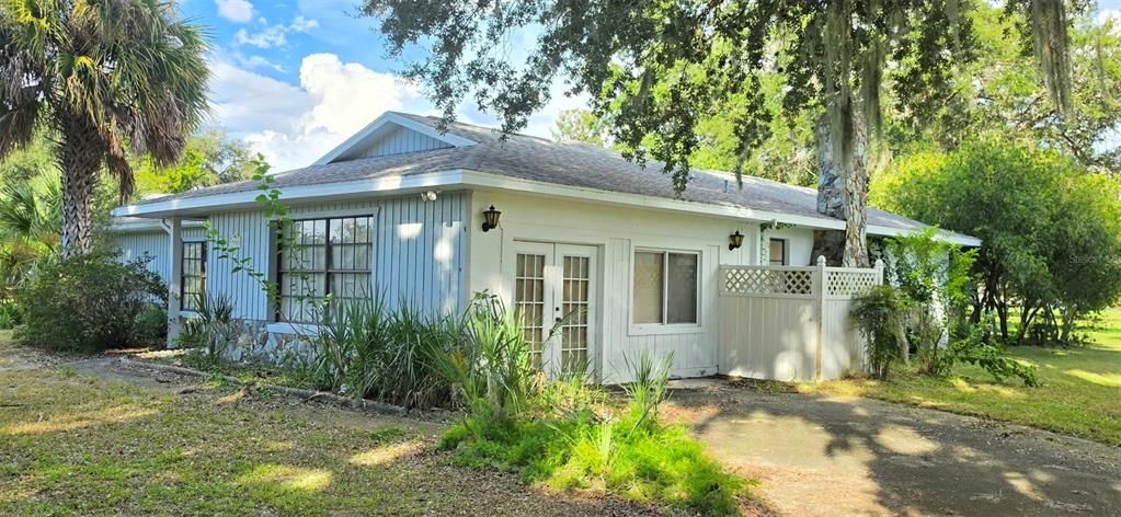 En Venta: $185,000 (2 camas, 2 baños, 2069 Pies cuadrados)