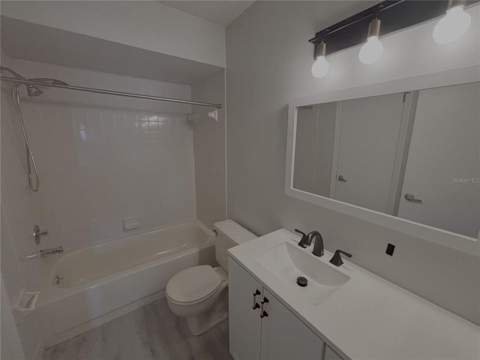 В аренду: $1,595 (2 спален, 2 ванн, 1144 Квадратных фут)