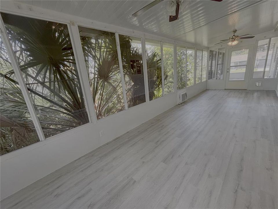 В аренду: $1,595 (2 спален, 2 ванн, 1144 Квадратных фут)
