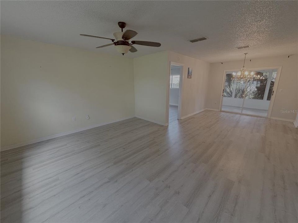 В аренду: $1,595 (2 спален, 2 ванн, 1144 Квадратных фут)