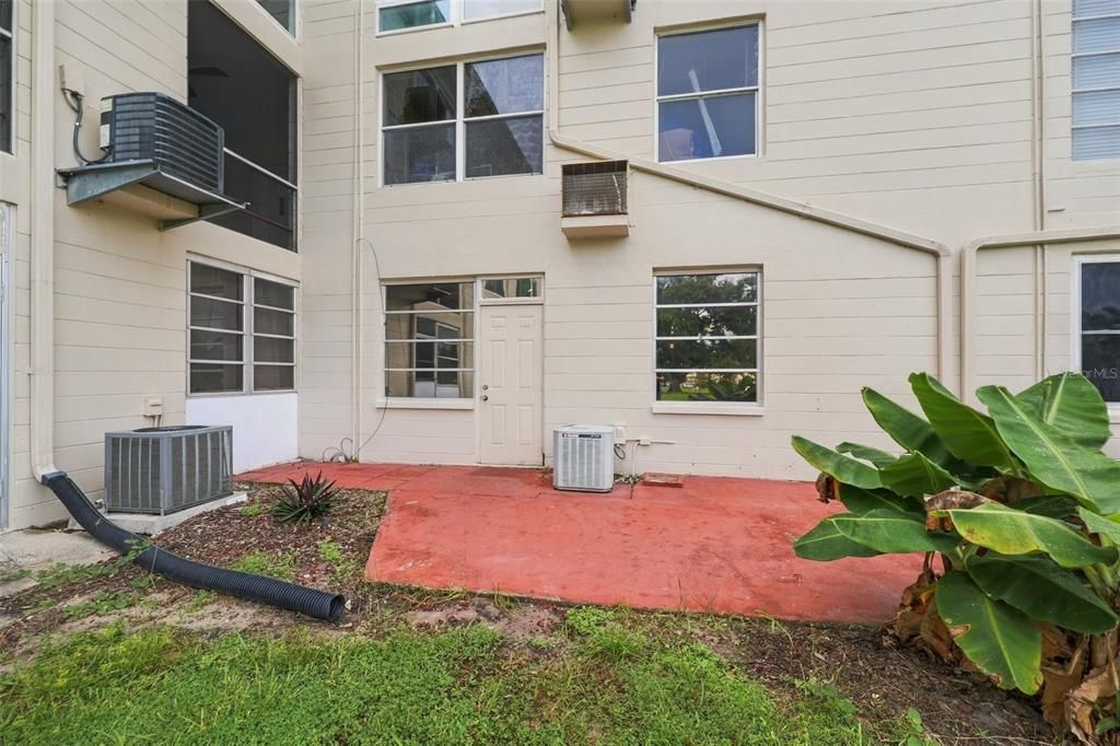 Active With Contract: $130,000 (2 beds, 2 baths, 1100 Square Feet)