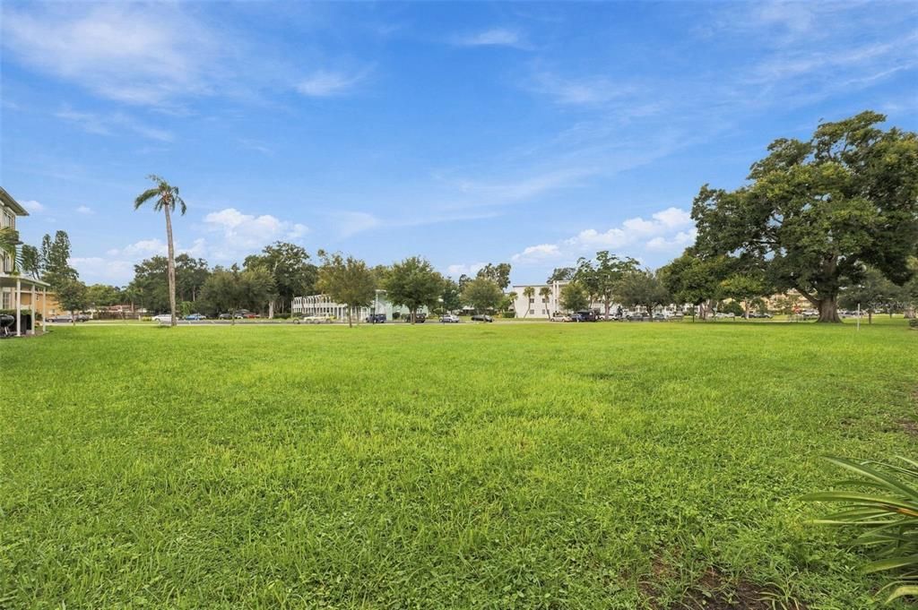 Active With Contract: $130,000 (2 beds, 2 baths, 1100 Square Feet)