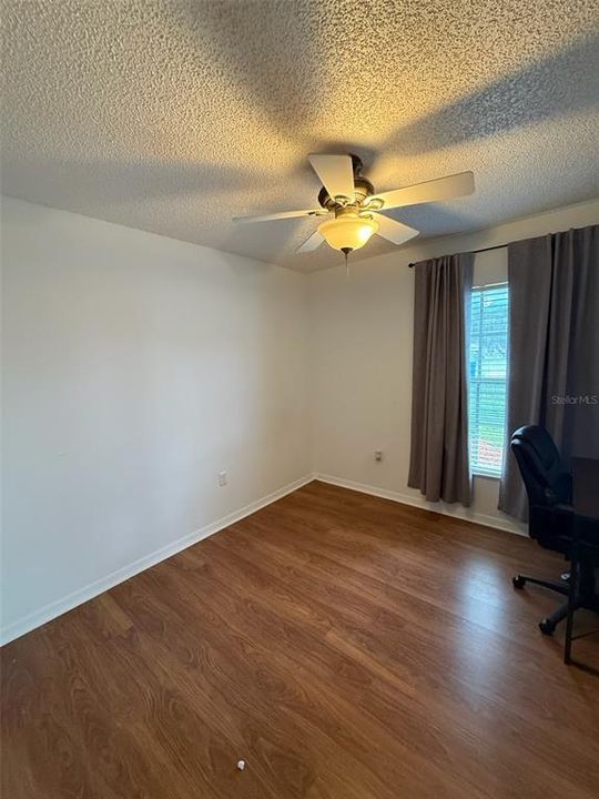 For Rent: $1,899 (3 beds, 2 baths, 1176 Square Feet)