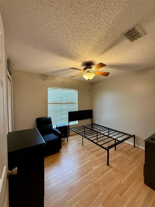 For Rent: $1,899 (3 beds, 2 baths, 1176 Square Feet)