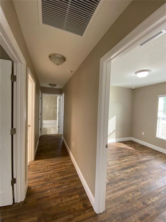 For Rent: $1,750 (4 beds, 2 baths, 1477 Square Feet)