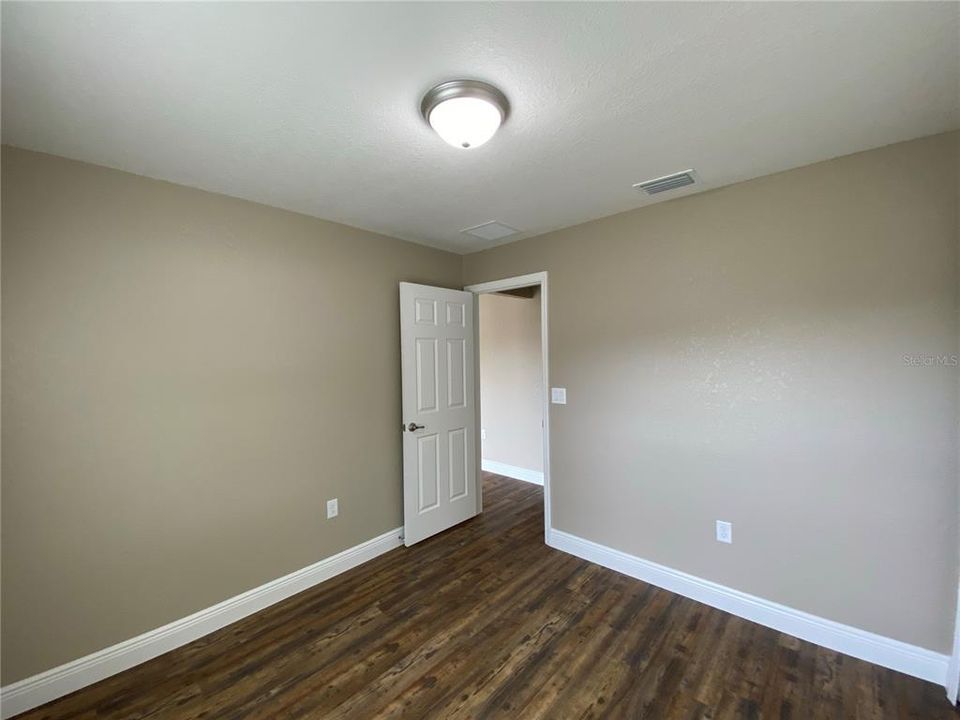 For Rent: $1,750 (4 beds, 2 baths, 1477 Square Feet)