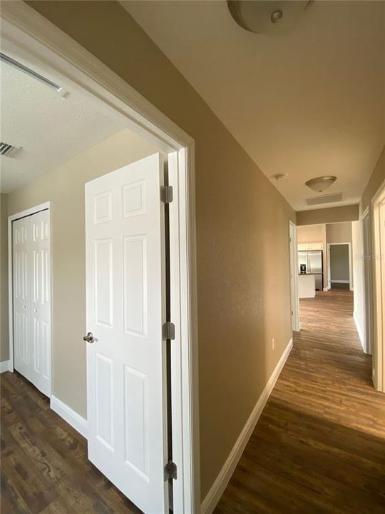 For Rent: $1,750 (4 beds, 2 baths, 1477 Square Feet)