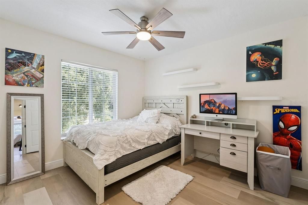 En Venta: $448,990 (3 camas, 2 baños, 1345 Pies cuadrados)