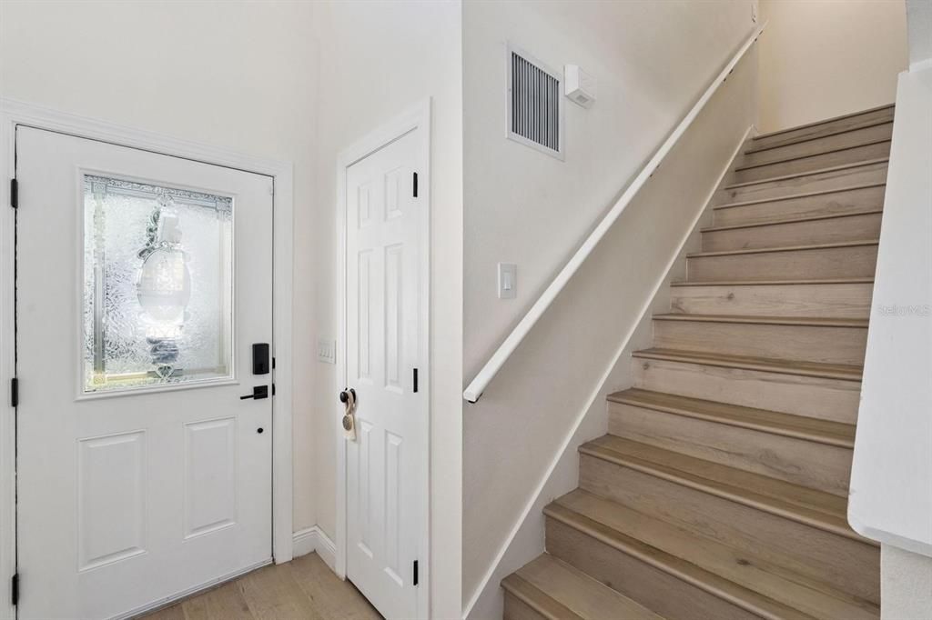 En Venta: $448,990 (3 camas, 2 baños, 1345 Pies cuadrados)