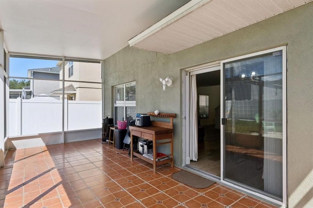 En Venta: $448,990 (3 camas, 2 baños, 1345 Pies cuadrados)
