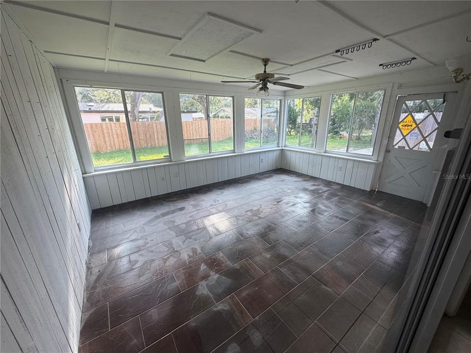 В аренду: $1,850 (3 спален, 2 ванн, 1592 Квадратных фут)