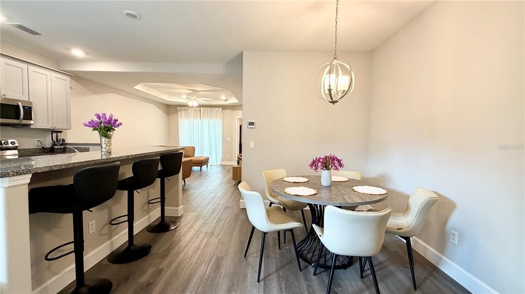 В аренду: $2,200 (3 спален, 2 ванн, 1830 Квадратных фут)