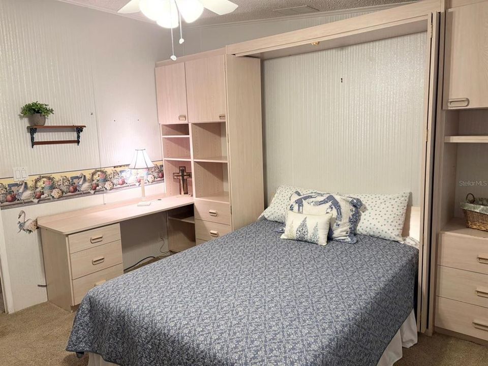 For Sale: $270,000 (2 beds, 2 baths, 1585 Square Feet)