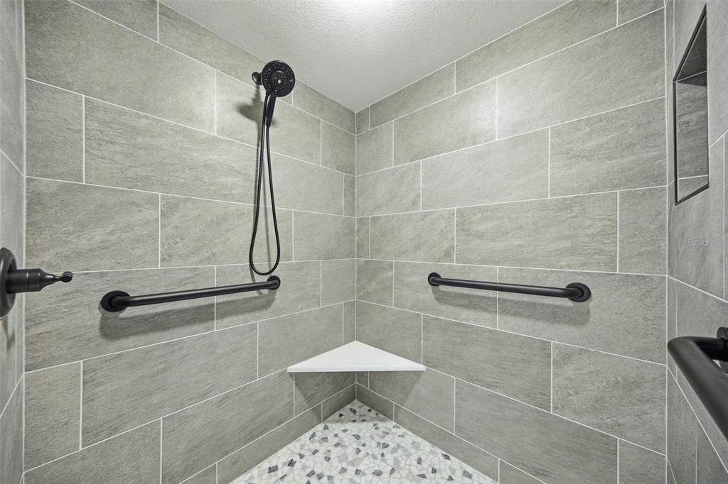 В аренду: $2,750 (2 спален, 1 ванн, 1072 Квадратных фут)