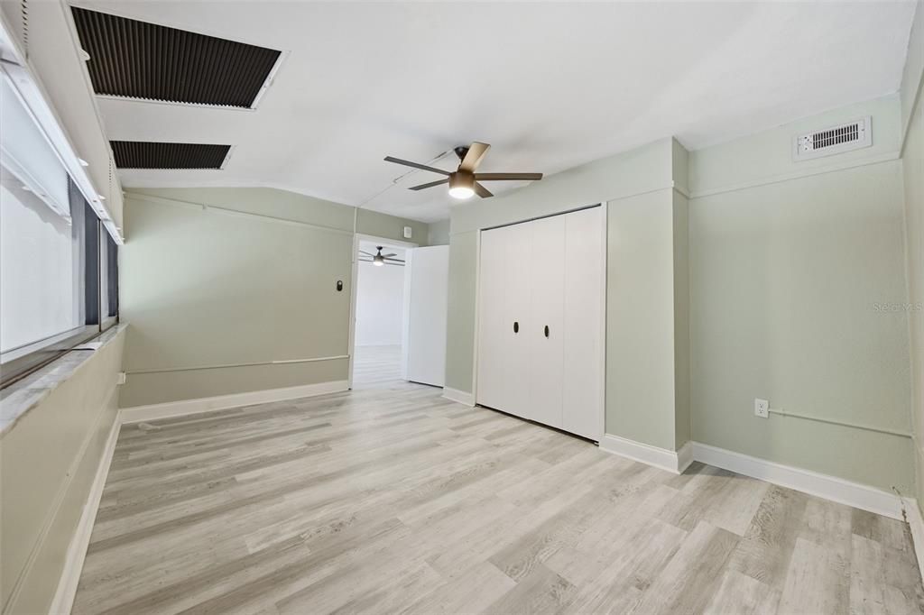 В аренду: $2,750 (2 спален, 1 ванн, 1072 Квадратных фут)
