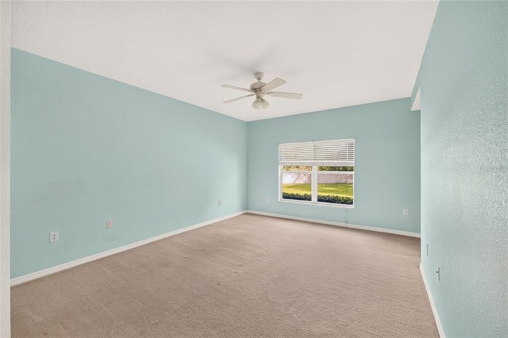 For Sale: $214,900 (2 beds, 2 baths, 1281 Square Feet)