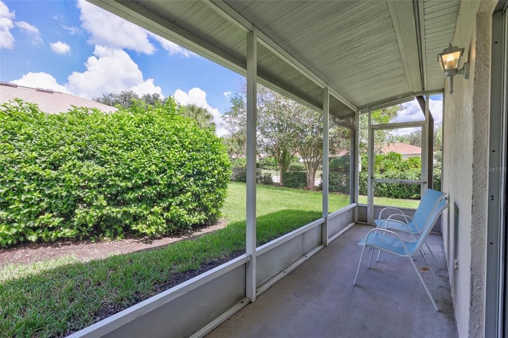 For Sale: $219,900 (2 beds, 2 baths, 1444 Square Feet)