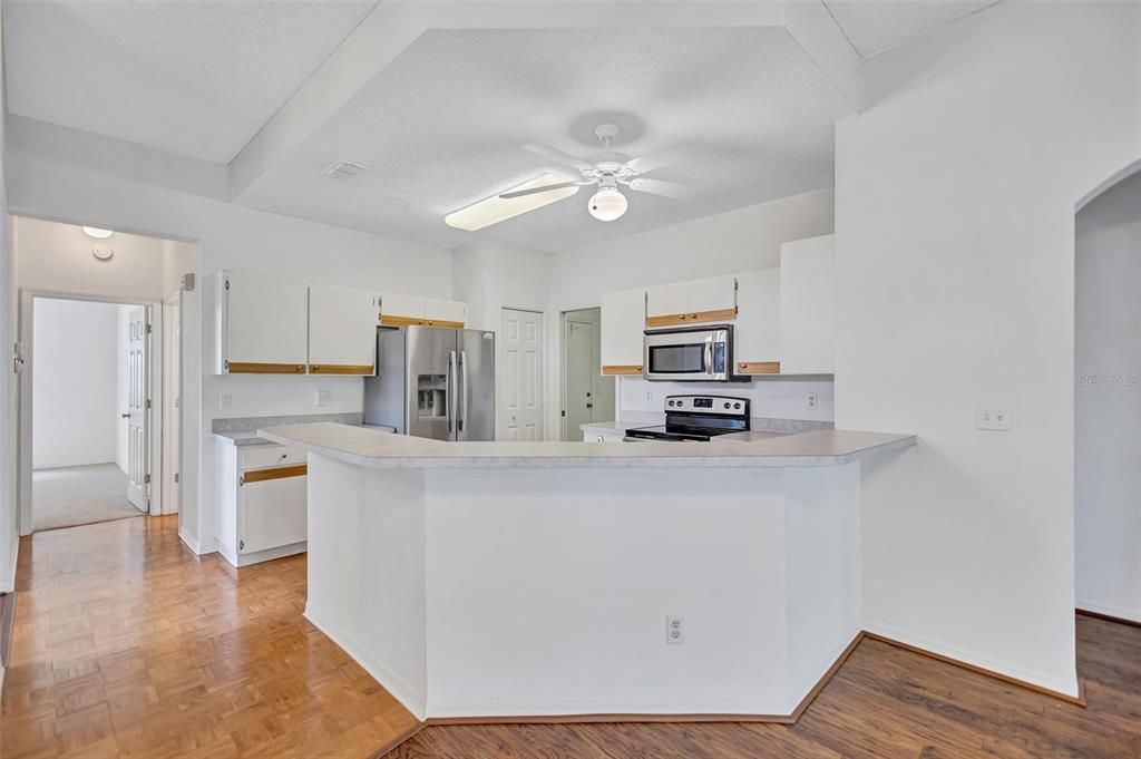 For Sale: $219,900 (2 beds, 2 baths, 1444 Square Feet)