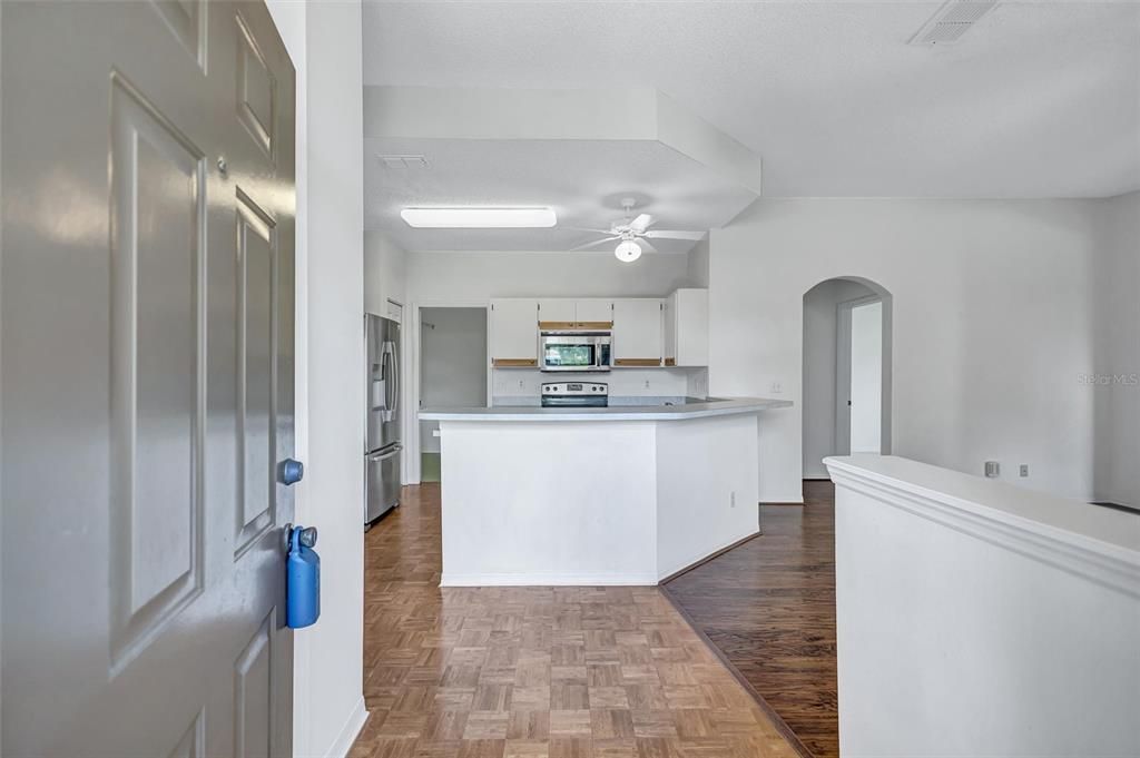For Sale: $219,900 (2 beds, 2 baths, 1444 Square Feet)