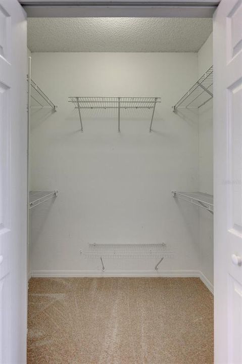 For Sale: $219,900 (2 beds, 2 baths, 1444 Square Feet)