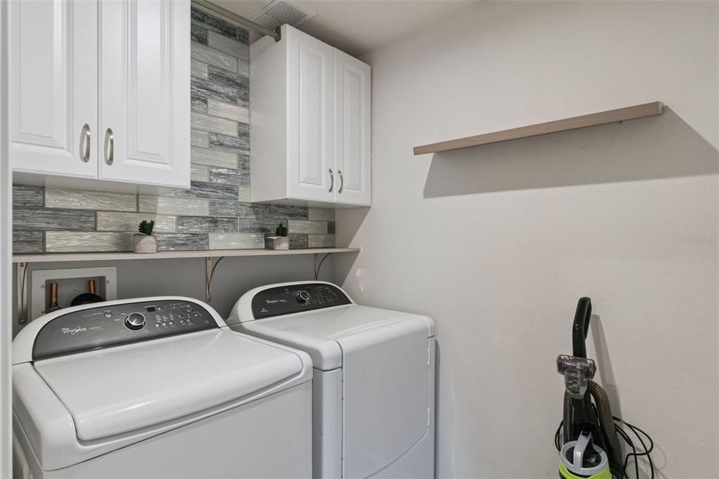 For Sale: $449,900 (4 beds, 3 baths, 2610 Square Feet)