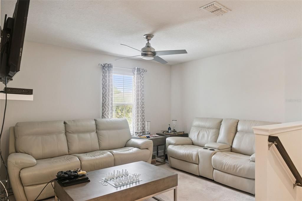 For Sale: $449,900 (4 beds, 3 baths, 2610 Square Feet)