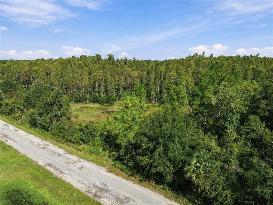 На продажу: $149,900 (1.86 acres)