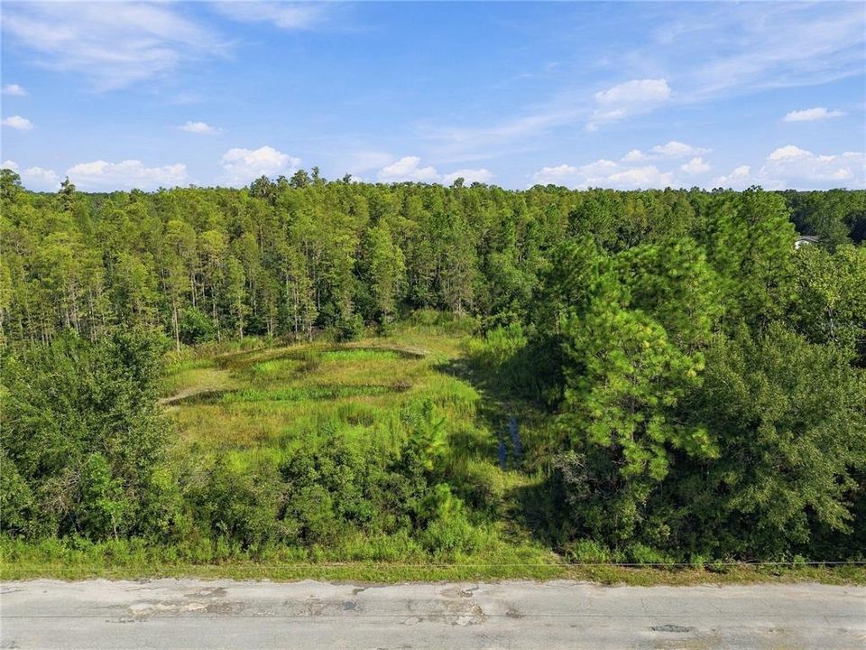 На продажу: $149,900 (1.86 acres)