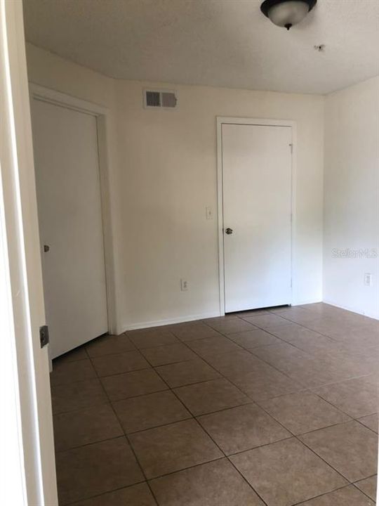 For Sale: $133,000 (1 beds, 1 baths, 530 Square Feet)