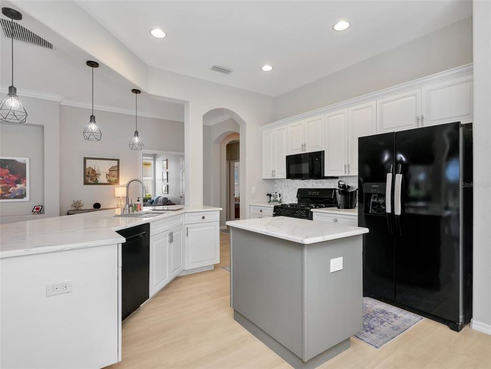 Active With Contract: $530,000 (3 beds, 2 baths, 1727 Square Feet)