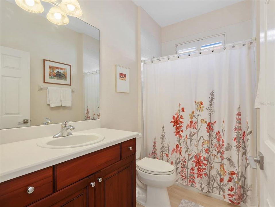 Active With Contract: $530,000 (3 beds, 2 baths, 1727 Square Feet)